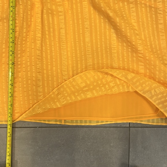 Frame Draped Crinkle Silk Halter Neck Top in Kumquat Yellow - Picture 9 of 11